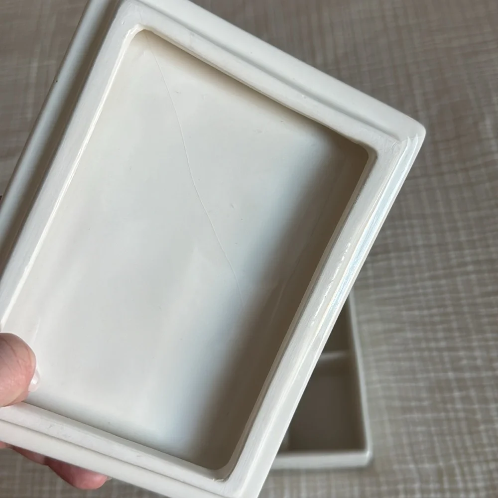 Rae Dunn Ceramic Storage/Jewelry Box
